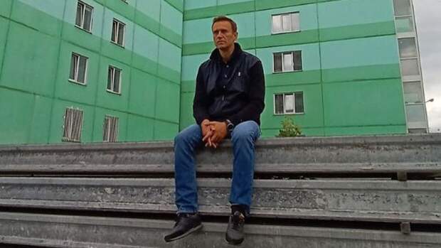 TI выдает законный арест квартиры Навального за политическое давление
