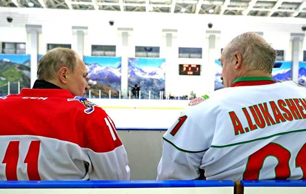 Путин и Лукашенко сумели переиграть наиболее креативную «цветную революцию» в мире
