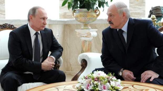 На Украине рассказали, о чем могли говорить Путин и Лукашенко за закрытыми дверями.