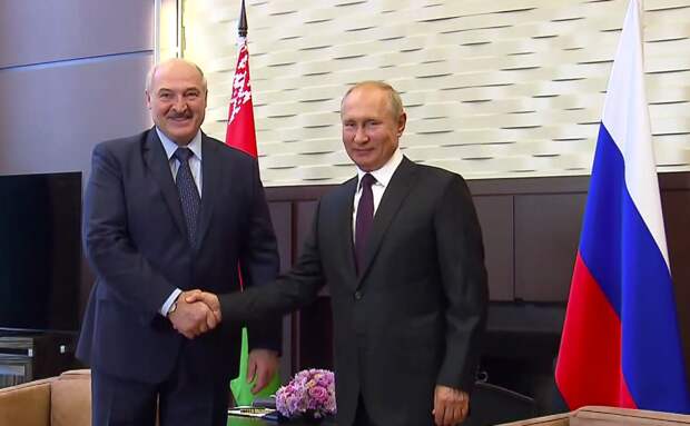 Эксперт: пусть Европа у себя разберется, а не поучает Лукашенко