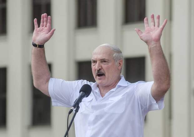 Лукашенко рассказал об единственном условии для вступления Беларуси в НАТО