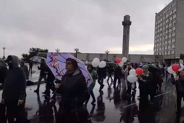 «Пытался повысить массовость протестов»: задержан сын хабаровского  экс-губернатора Сергея Фургала