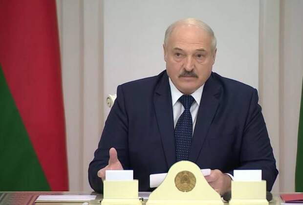 Лукашенко готов отказаться от многовекторности, но лишь при одном условии