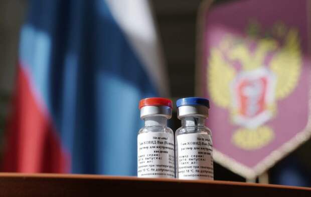 «Москва сыграет в русскую рулетку» – европейцы оценили массовую вакцинацию в России