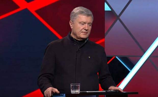 Порошенко назвал себя организатором провокации против 33 бойцов ЧВК