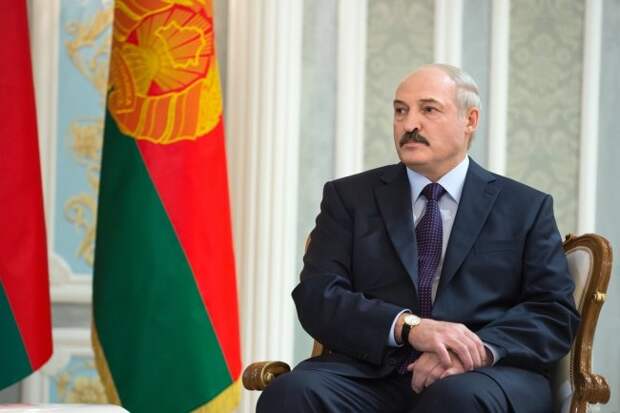 Лукашенко клянчит скидку на российский газ