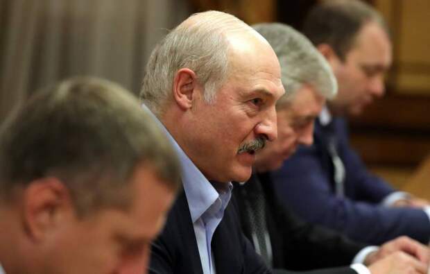 Лукашенко: «Путин – мой друг, а с Зеленским здороваться не стану»