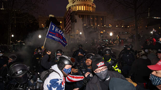 Мария Бутина: США закончат анархией и развалом
