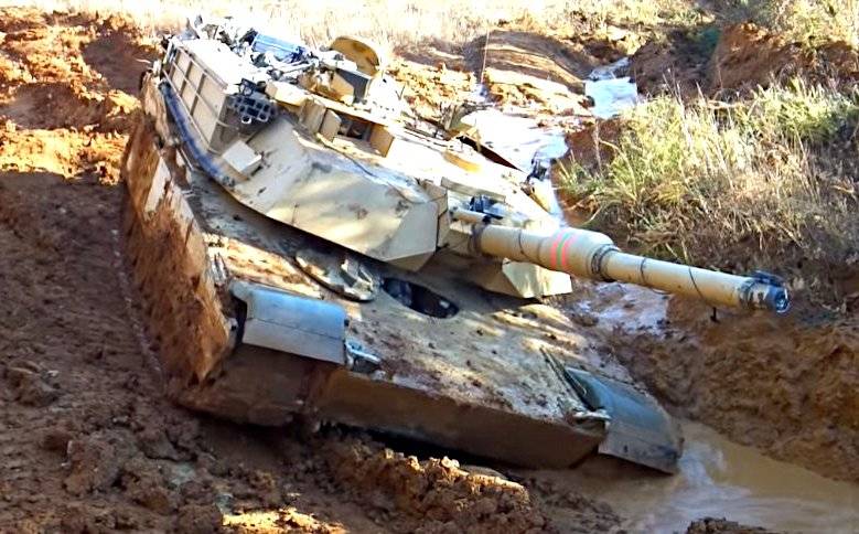 «Дороги России их убьют»: американцы разочаровались в своих танках