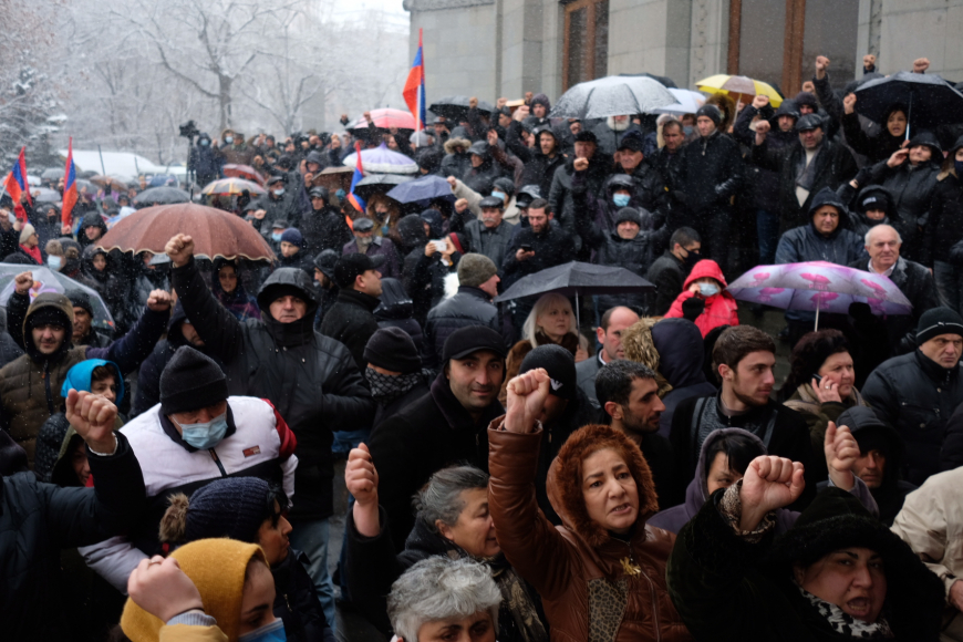 К "армянскому Нюрнбергу": акции неповиновения в Ереване