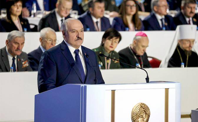Лукашенко успокоил — передачи «трона» по наследству не будет