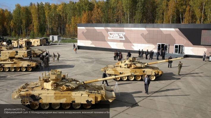 Военный эксперт рассказал, почему не все страны могут позволить себе танк Т-14
