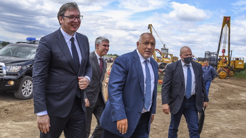 Президент Сербии Александр Вучич и премьер-министр Болгарии Бойко Борисов посетили строительную площадку газопровода «Балканский поток» у деревни Каменово в Болгарии