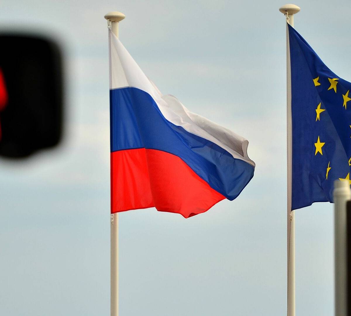 Риски ужесточения санкций: эксперты об обострении между Россией и ЕС