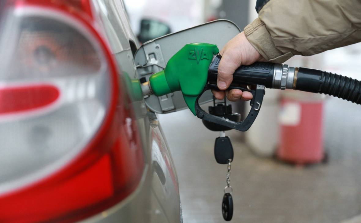 Стагнация или бурный рост: эксперты о будущем цен на бензин